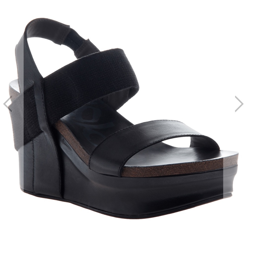 OTBT Bushnell in Black Wedge Sandals